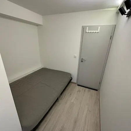 Schone 2 Z. Mit Balkon Apartmán Mnichov